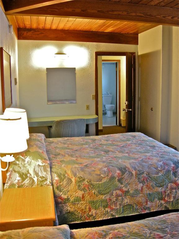 Azalea Lodge Gold Beach Ngoại thất bức ảnh